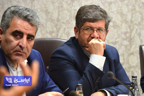 نشست صمیمانه مدیرعامل و معاونین شرکت فولاد مبارکه با مدیرعامل شرکت راه آهن جمهوری اسلامی ایران و هیئت همراه