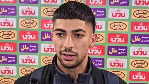 کنار بازیکنان سپاهان لذت می‌برم/ خدا را شاکرم که توانستم هم به پرسپولیس گل بزنم هم به استقلال