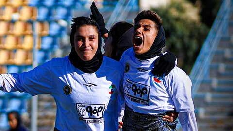 آغاز شیرین دور برگشت با دبل گل‌گهر