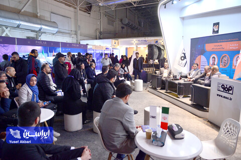 غرفه فولاد مبارکه در دومین روز چهاردهمین نمایشگاه بین‌المللی انرژی‌های تجدیدپذیر