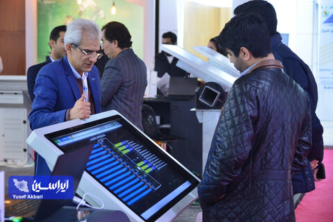 غرفه فولاد مبارکه در سومین روز چهاردهمین نمایشگاه بین‌المللی انرژی‌های تجدیدپذیر