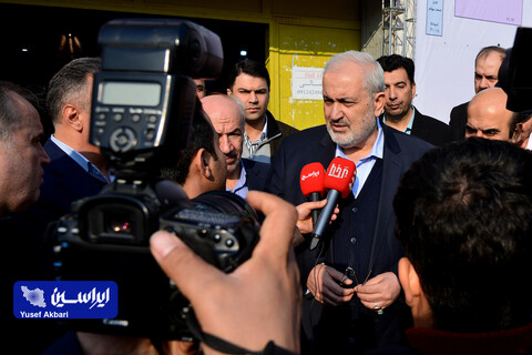 بازدید وزیر نیرو از چهاردهمین نمایشگاه بین‌المللی انرژی‌های تجدیدپذیر