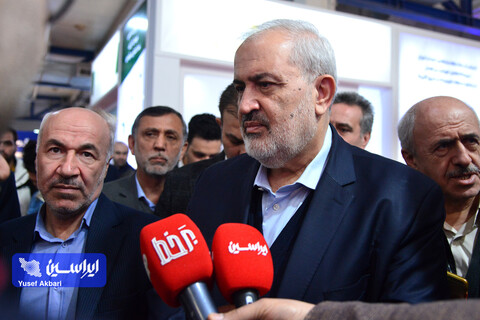 بازدید وزیر نیرو از چهاردهمین نمایشگاه بین‌المللی انرژی‌های تجدیدپذیر