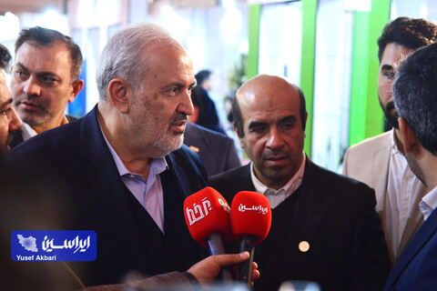 بازدید وزیر نیرو از چهاردهمین نمایشگاه بین‌المللی انرژی‌های تجدیدپذیر