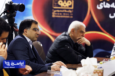 نشست هم‌اندیشی شرکت فولاد مبارکه و اعضای هیئت مدیره انجمن تولیدکنندگان لوله‌های فولادی و پوشش خطوط انتقال