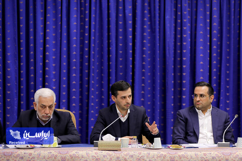 نشست رئیس جمهور با مدیران شرکت‌های فولادی