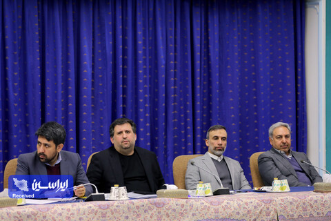 نشست رئیس جمهور با مدیران شرکت‌های فولادی