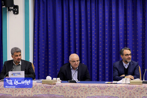 نشست رئیس جمهور با مدیران شرکت‌های فولادی