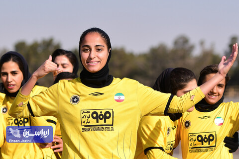 فوتبال بانوان سپاهان - ملوان