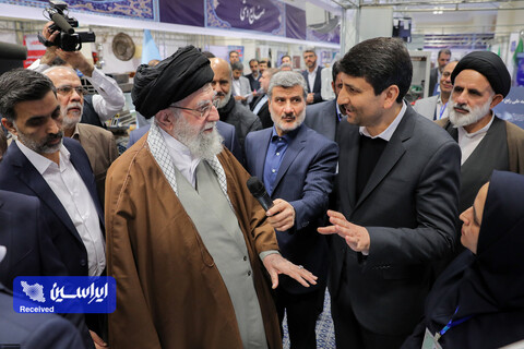 بازدید رهبر انقلاب از نمایشگاه توانمندی‌ها و دستاوردهای بخش خصوصی