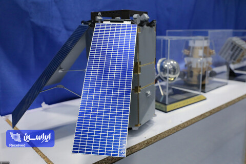 بازدید رهبر انقلاب از نمایشگاه توانمندی‌ها و دستاوردهای بخش خصوصی