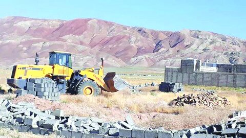 رفع تعرض فوری ۱۵۶ هکتار زمین دولتی در دی‌ماه