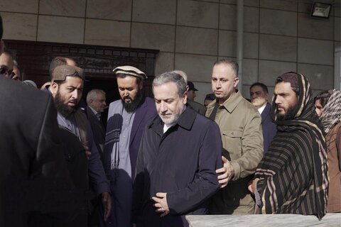 وزیر امور خارجه ایران با رئیس الوزرا حکومت سرپرستی افغانستان دیدار کرد