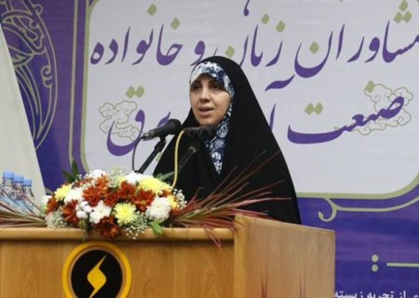 توانمندسازی حضور زنان در صنعت آب و برق از اولویت‌ها است