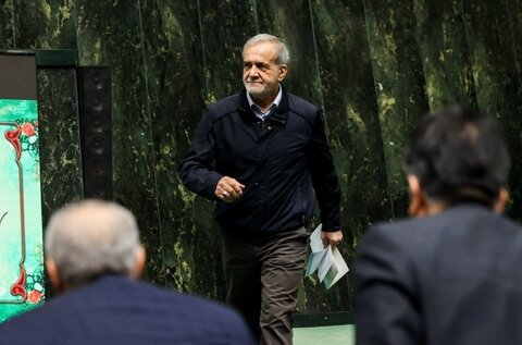 فردا جلسه غیرعلنی مجلس با رئیس جمهور درباره بازار ارز