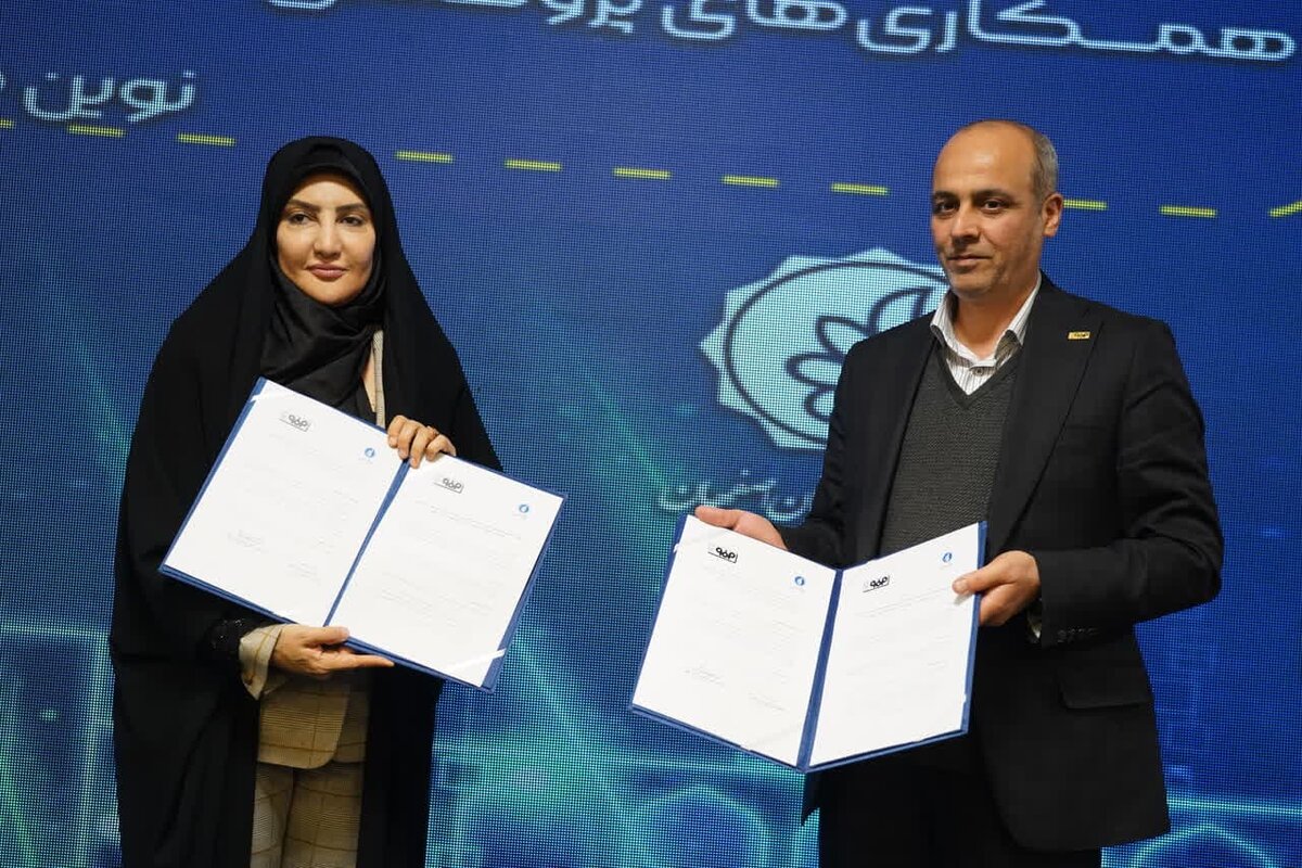 امضای تفاهم‌نامه همکاری فولاد مبارکه با بنیاد نخبگان