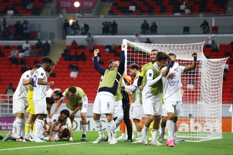 استقلال به النصر رسید؛ پرسپولیس حذف شد