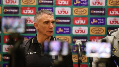 کارترون: سپاهان باید اعتمادبه‌نفس داشته باشد