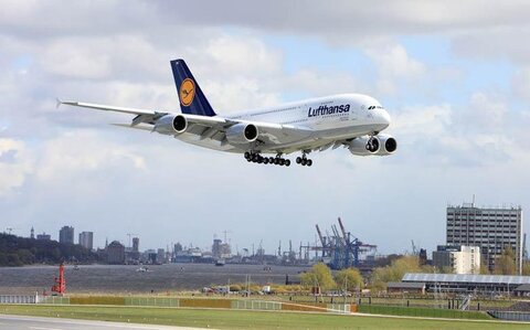 خط پروازی بوشهر- دبی برقرار شد