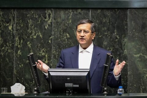 ما در جنگ اقتصادی پیروز خواهیم شد/ تامین ۸۵۰ همت کسری بودجه در پنج ماه