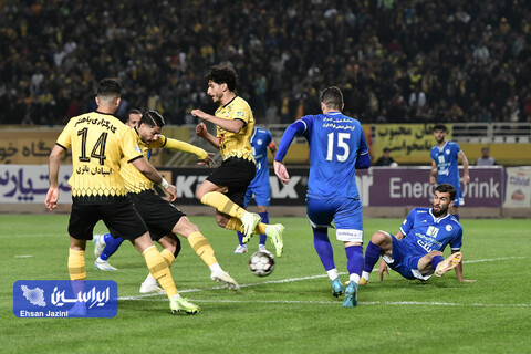 تساوی در نبرد سپاهان - استقلال خوزستان