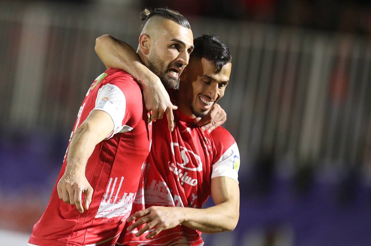 خلاصه بازی چادرملو - پرسپولیس/ دشت ۳ امتیازی با گل دورسون