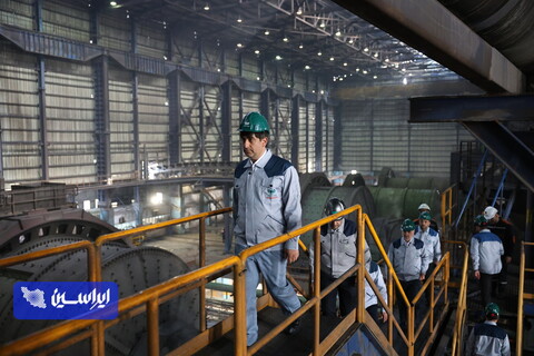 بازدید مدیرعامل گروه فولاد مبارکه از فولاد سنگان