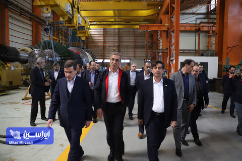 مراسم تحویل آخرین واحد لوکوموتیو مجتمع فولاد مبارکه