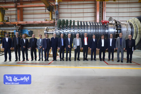 مراسم تحویل آخرین واحد لوکوموتیو مجتمع فولاد مبارکه