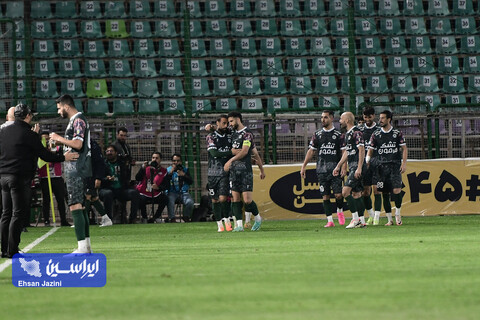 ذوب آهن - استقلال