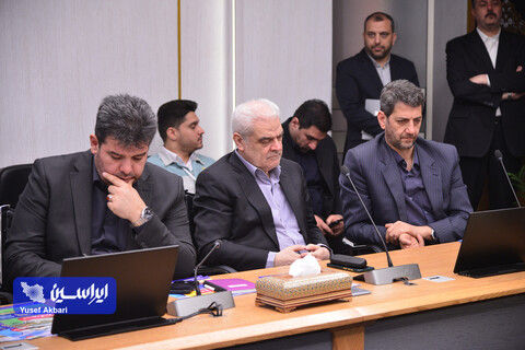 بازدید وزیر صمت از فولاد مبارکه در آخرین روز سال