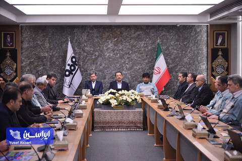 بازدید وزیر صمت از فولاد مبارکه در آخرین روز سال