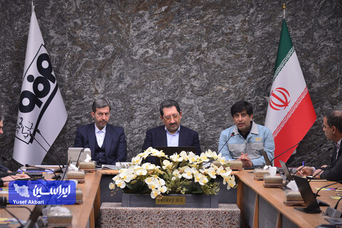 بازدید وزیر صمت از فولاد مبارکه در آخرین روز سال