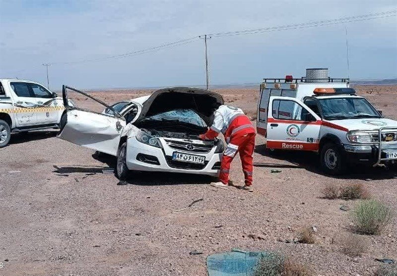 امدادرسانی به ۷۳ خودرو در جاده‌های اصفهان