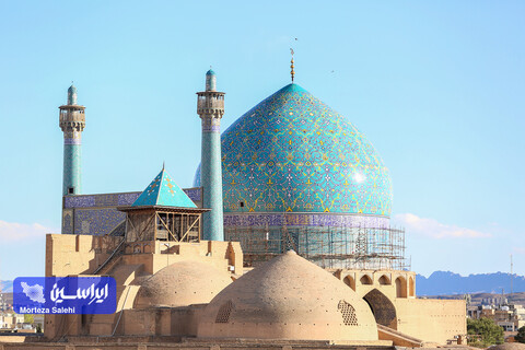 مسافران نوروزی در میدان نقش جهان اصفهان