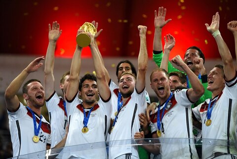 متس هوملس از فوتبال خداحافظی کرد