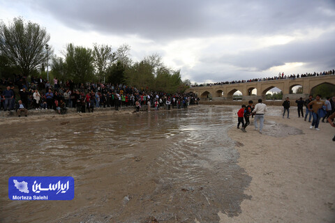 خروجی سد زاینده‌رود افزایش یافت
