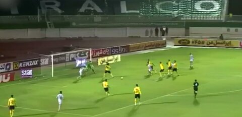 خلاصه بازی آلومینیوم - سپاهان/ تساوی با ۲ پنالتی