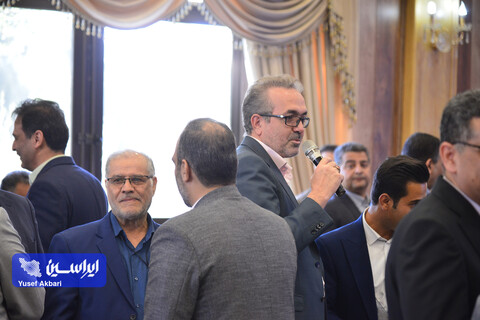 نشست‌ نوروزی مدیرعامل گروه فولاد مبارکه با مدیران عامل شرکت‌های زیرمجموعه، ذینفعان و شرکای کسب و کار