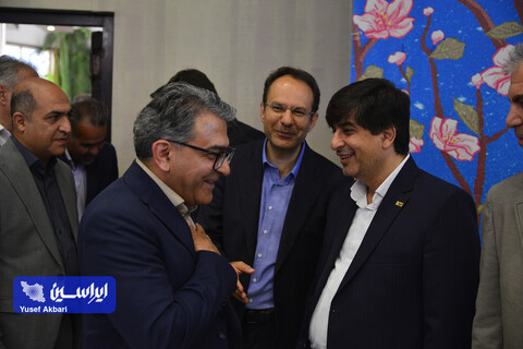 نشست‌ نوروزی مدیرعامل گروه فولاد مبارکه با مدیران عامل شرکت‌های زیرمجموعه، ذینفعان و شرکای کسب و کار
