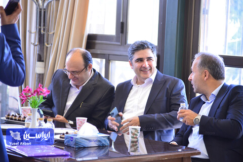 نشست‌ نوروزی مدیرعامل گروه فولاد مبارکه با مدیران عامل شرکت‌های زیرمجموعه، ذینفعان و شرکای کسب و کار