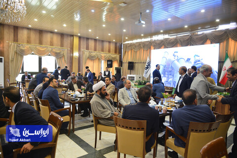 نشست‌ نوروزی مدیرعامل گروه فولاد مبارکه با مدیران عامل شرکت‌های زیرمجموعه، ذینفعان و شرکای کسب و کار