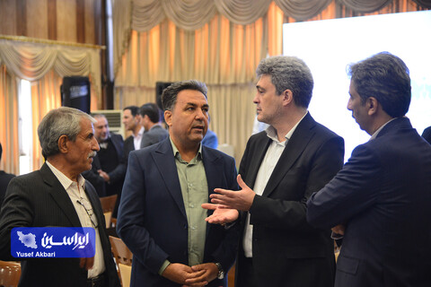 نشست‌ نوروزی مدیرعامل گروه فولاد مبارکه با مدیران عامل شرکت‌های زیرمجموعه، ذینفعان و شرکای کسب و کار