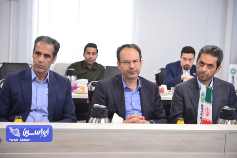 نشست مدیرعامل گروه فولاد مبارکه با مسئولین شرکت صناپ