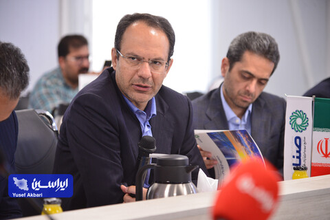 نشست مدیرعامل گروه فولاد مبارکه با مسئولین شرکت صناپ