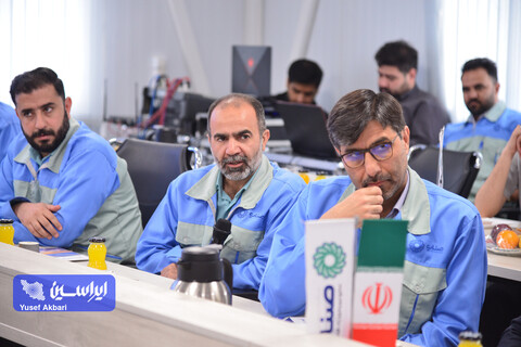 نشست مدیرعامل گروه فولاد مبارکه با مسئولین شرکت صناپ