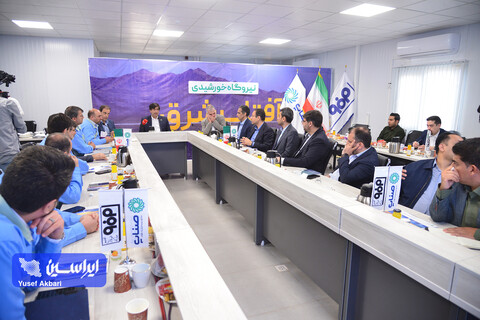 نشست مدیرعامل گروه فولاد مبارکه با مسئولین شرکت صناپ