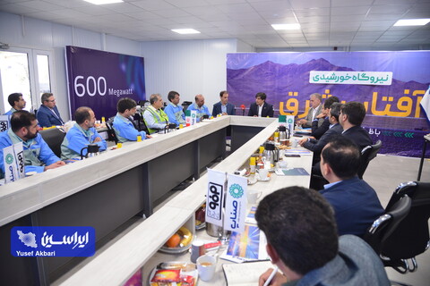 نشست مدیرعامل گروه فولاد مبارکه با مسئولین شرکت صناپ