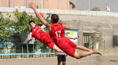 دعوت از ۶ اصفهانی به اردوی تیم ملی هندبال ساحلی