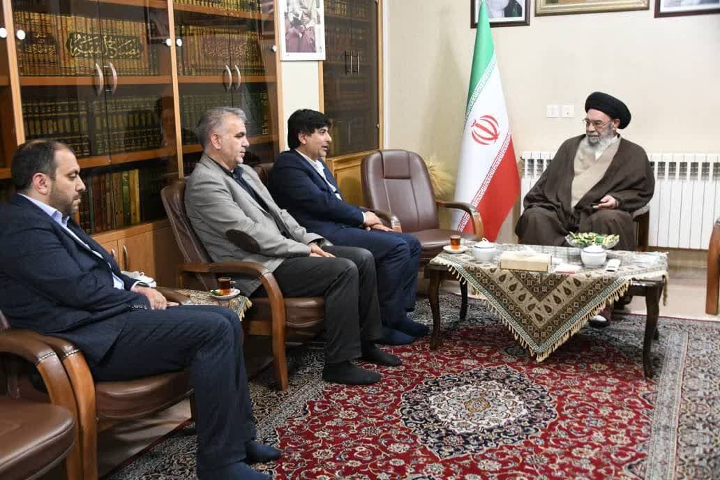 همه به تمرکز مدیران صنعتی بر افزایش تولید کمک کنند